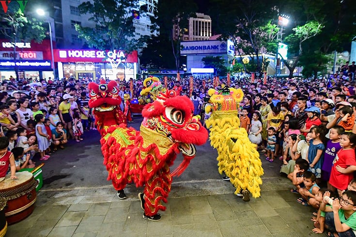 Mid-Autumn Festival activities