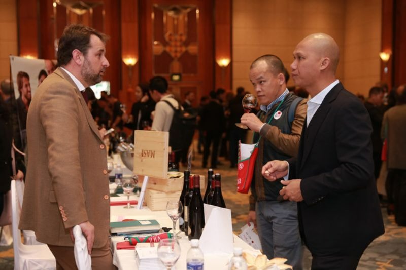 Bring authentic Italian wines to Vietnamese consumers