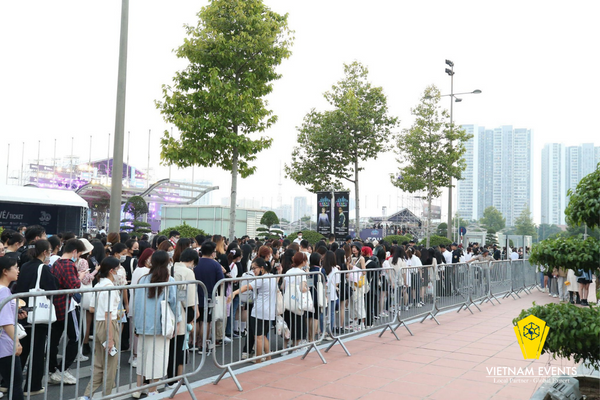 Security fences were set up to assist with crowd control