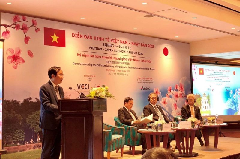 This event marks the 50th anniversary of diplomatic ties between Japan and Vietnam