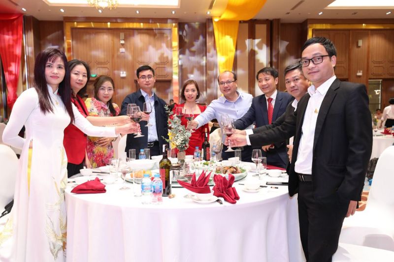 Board of Directors toasts to the new year 2023