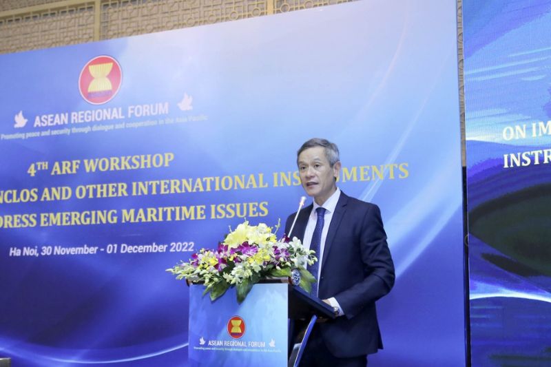 Assistant to the Minister off Foreign Affairs of Vietnam gave a speech at the event